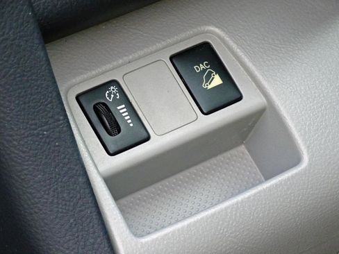 Used 2010 Toyota RAV4 4WD V6 image 16