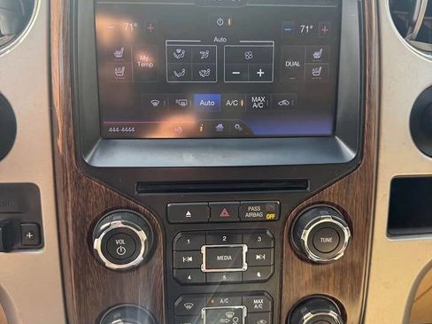 Used 2013 Ford F150 Lariat w/ Luxury Equipment Group RWD image 20