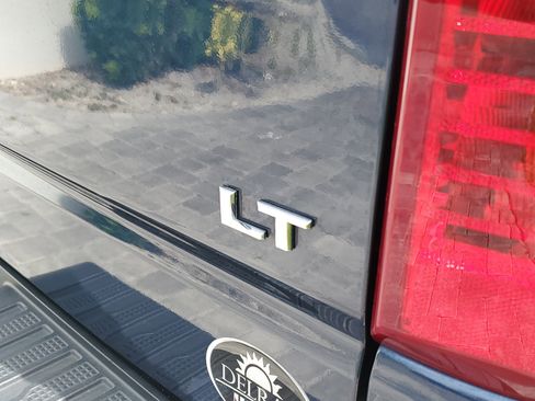 Used 2022 Chevrolet Silverado 1500 LT RWD image 7