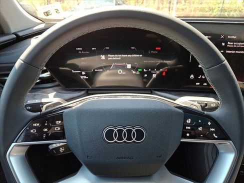 Certified 2025 Audi Q5 Premium AWD/4WD image 20