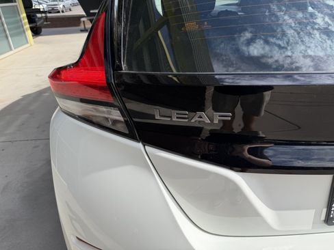 Used 2025 Nissan Leaf S FWD image 14