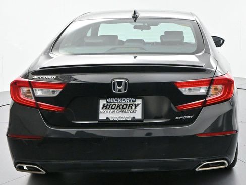 Used 2021 Honda Accord Sport image 6