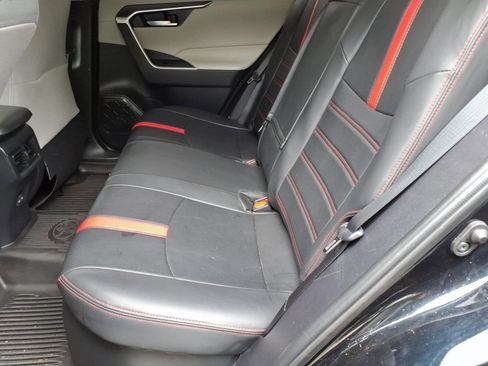 Used 2024 Toyota RAV4 XLE w/ Convenience Package AWD/4WD image 10