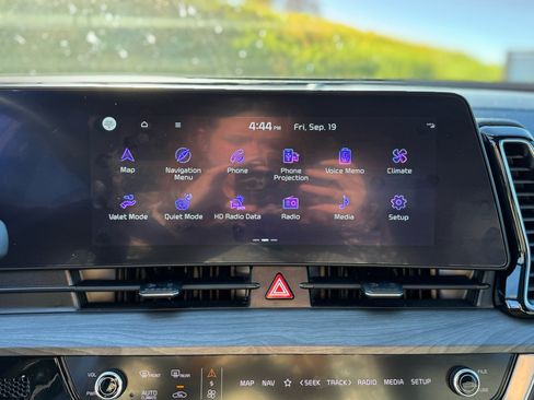 Used 2024 Kia Sportage X-Pro image 25