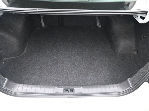 Used 2016 Nissan Altima 2.5 SL w/ 2.5 Technology Package image 11