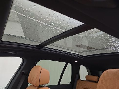 New 2026 BMW X5 xDrive50e w/ Premium Package image 23