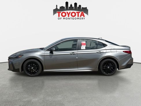 New 2026 Toyota Camry SE image 6