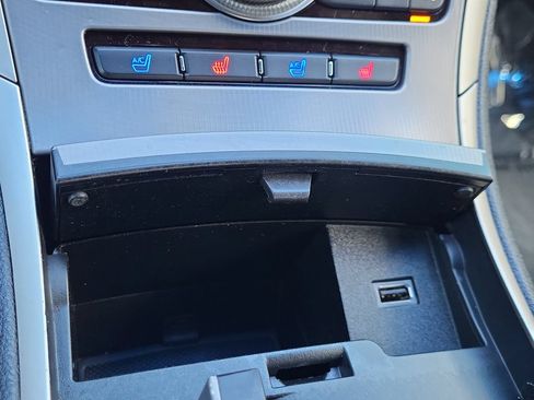 Used 2017 Lincoln MKZ Reserve FWD image 32