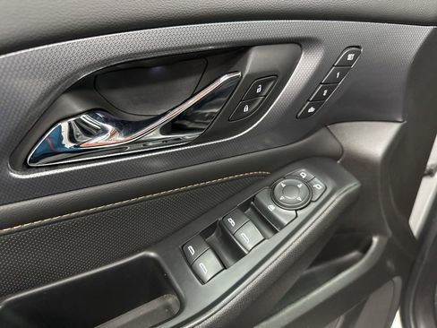 Used 2021 Chevrolet Traverse Premier w/ Redline Edition image 19