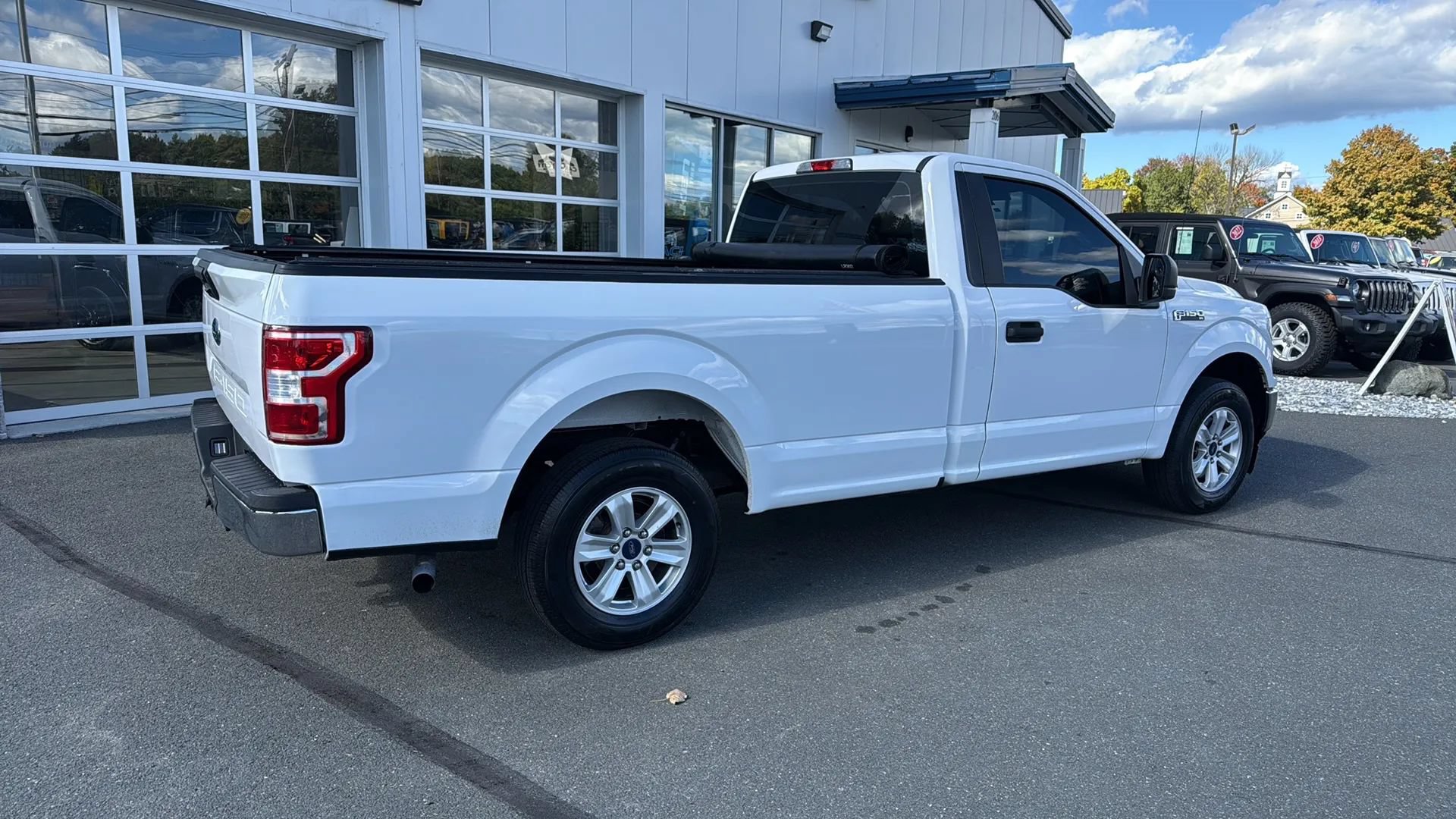 Used 2018 Ford F150 XL w/ Equipment Group 101A Mid RWD image 3