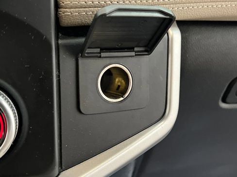 Used 2024 Ford Expedition Limited image 63