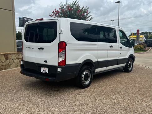 Used 2018 Ford Transit 150 XL RWD image 8