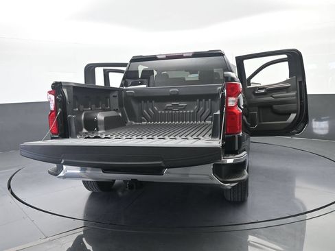 Used 2024 Chevrolet Silverado 1500 LT RWD image 70