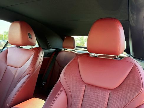 Used 2025 BMW 430i Convertible w/ M Sport Package RWD image 22