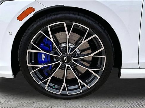Used 2025 Volkswagen Golf w/ Euro Style Package AWD/4WD image 8