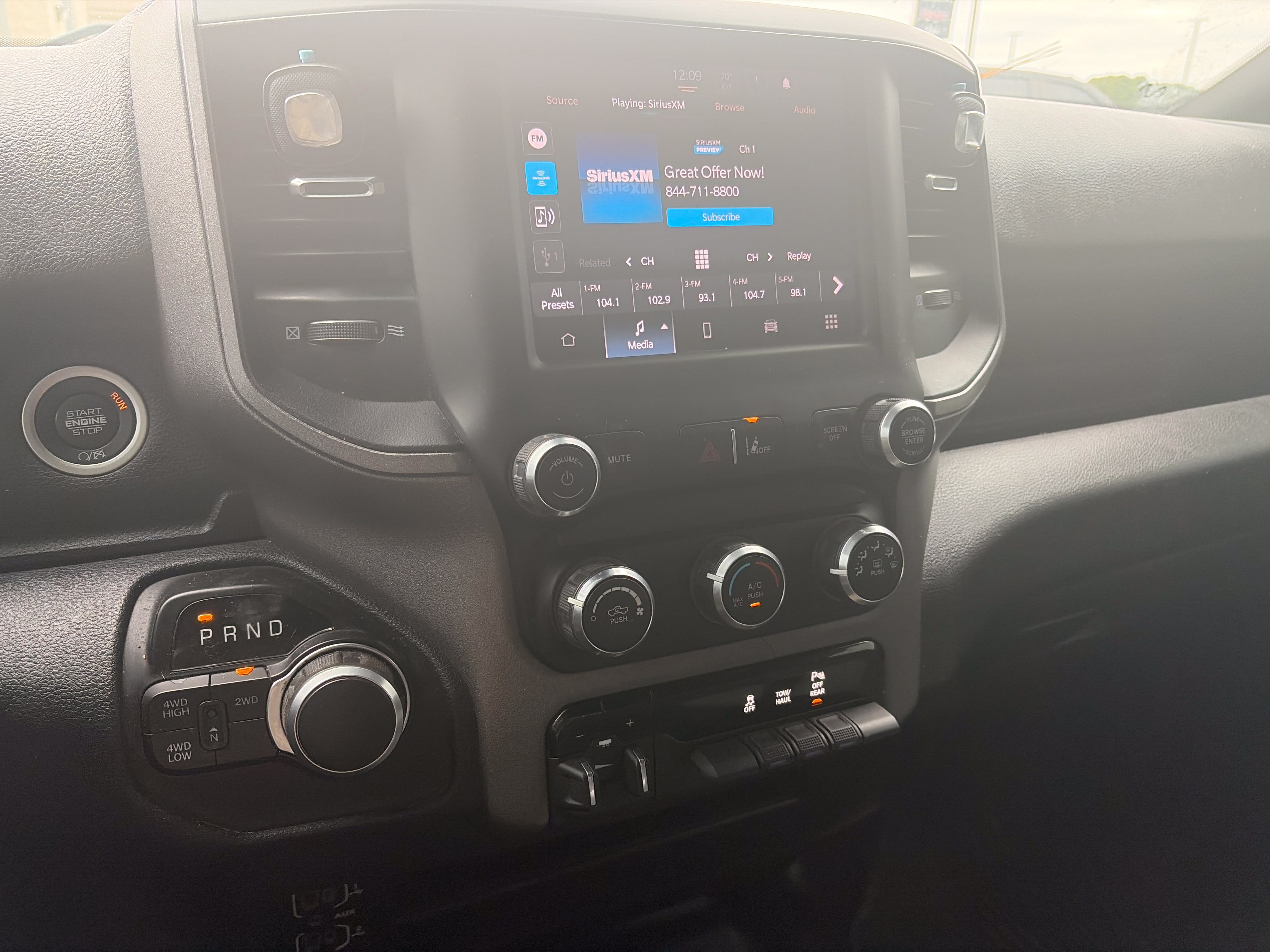 Used 2022 RAM 2500 Tradesman w/ Safety Group AWD/4WD image 24