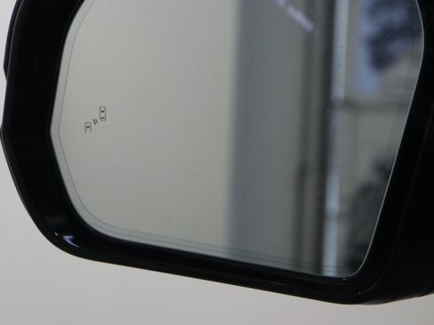 Used 2023 Toyota Tundra Platinum w/ Advanced Package image 25