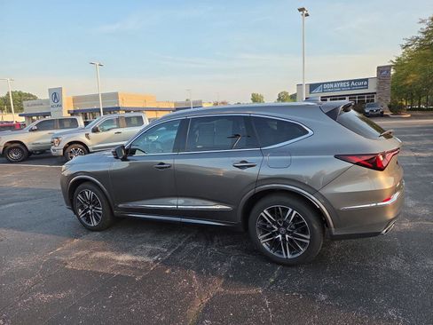 Certified 2026 Acura MDX w/ Advance Package AWD/4WD image 28