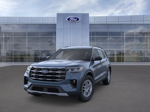 New 2026 Ford Explorer Active w/ Active Comfort Package RWD image 2