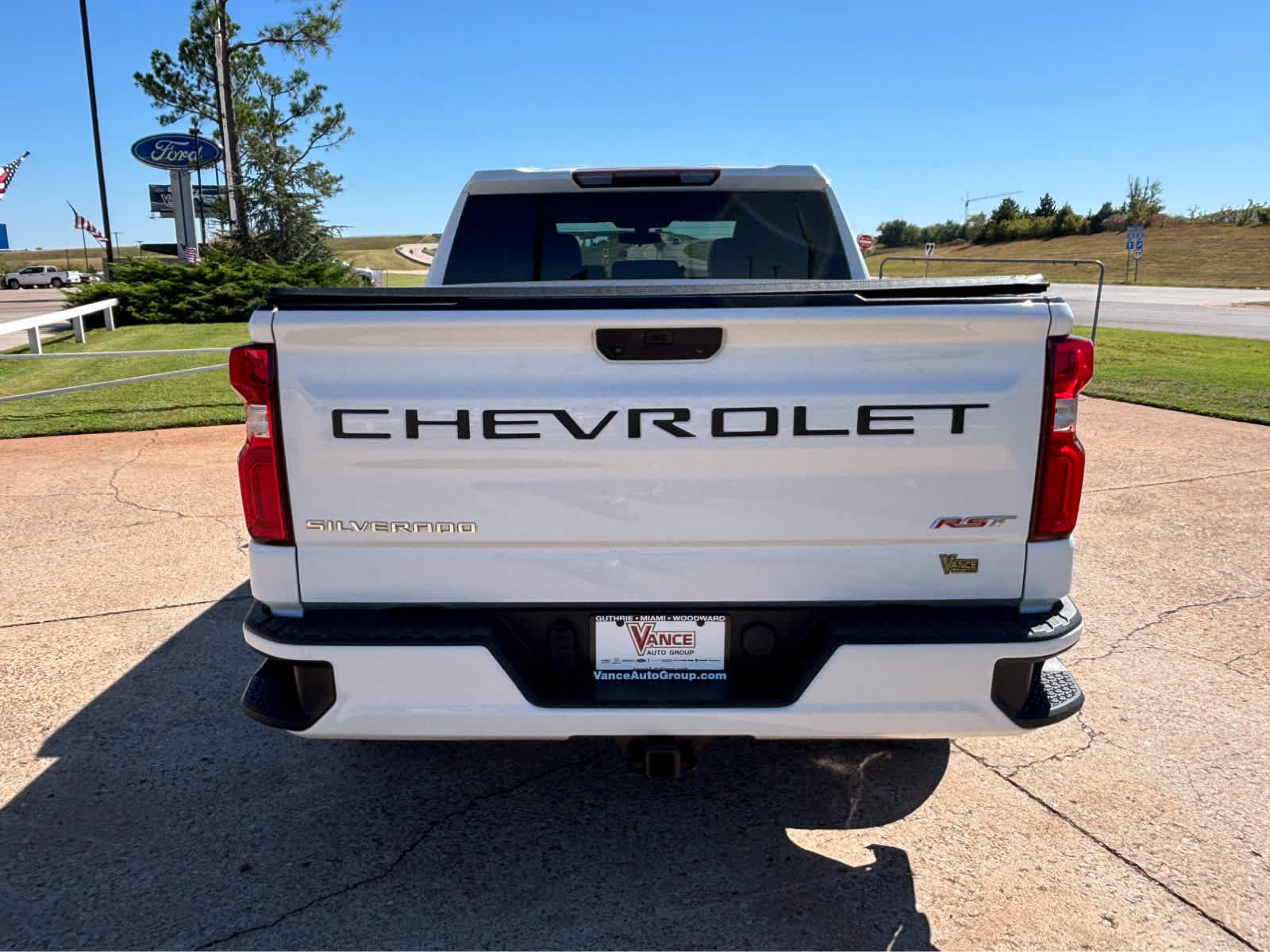 Used 2020 Chevrolet Silverado 1500 RST w/ Texas Edition AWD/4WD image 6