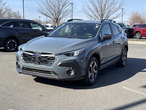 Used 2024 Subaru Crosstrek 2.0i Premium image 5