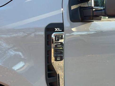 New 2026 Ford F250 XL w/ XL Off-Road Package AWD/4WD image 11