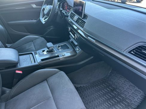 Used 2020 Audi SQ5 Prestige w/ Prestige Package AWD/4WD image 16