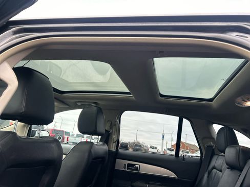 Used 2014 Lincoln MKX AWD w/ Equipment Group 102A image 13