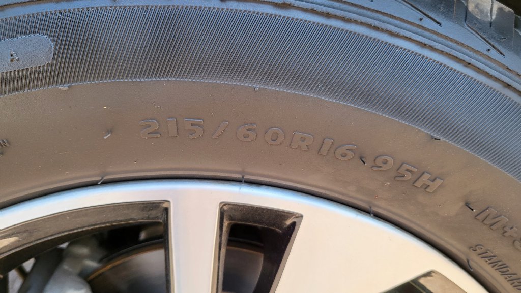 Used 2024 Nissan Sentra SR FWD image 17
