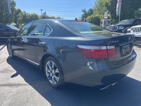 Used 2007 Lexus LS 460 L RWD image 3