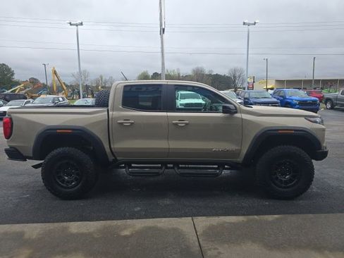 Used 2024 GMC Canyon AT4X w/ AT4X AEV Edition image 6