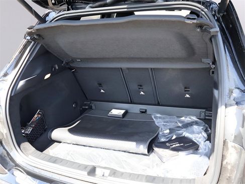 New 2025 Mercedes-Benz GLA 250 4MATIC image 17