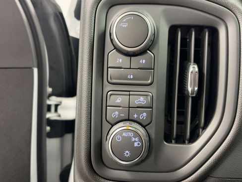 New 2025 Chevrolet Silverado 2500 Custom w/ Custom Value Package image 27