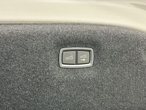 Certified 2025 Porsche Taycan Turbo image 57