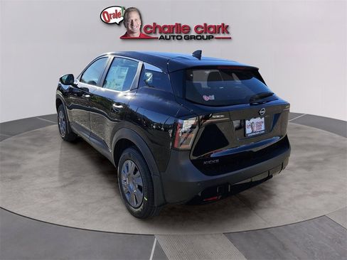 New 2026 Nissan Kicks S image 4