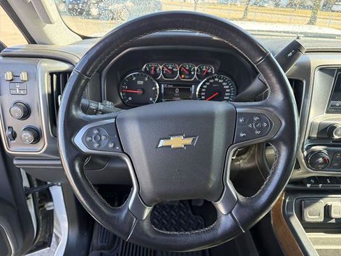 Used 2018 Chevrolet Silverado 2500 LTZ image 33