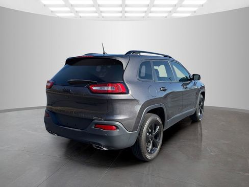 Used 2018 Jeep Cherokee Limited w/ High Altitude Package image 7