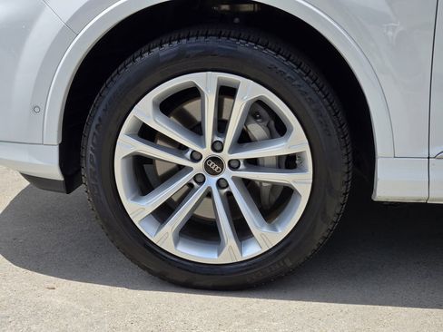Used 2025 Audi Q7 3.0T Premium Plus AWD/4WD image 17