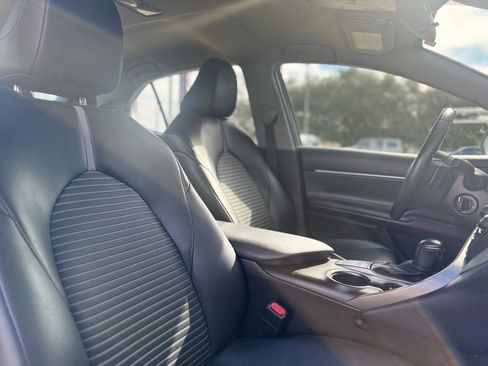 Used 2022 Toyota Camry SE image 48