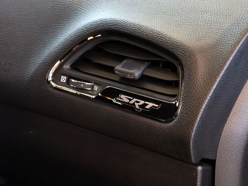 Used 2015 Dodge Challenger SRT Hellcat image 51