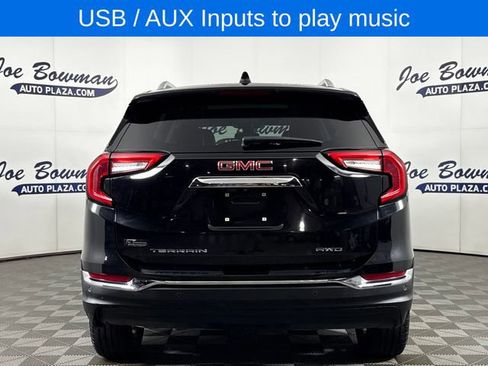Used 2023 GMC Terrain SLT w/ Infotainment Package II AWD/4WD image 7