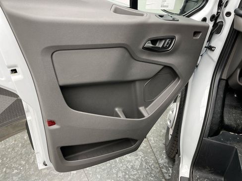 New 2026 Ford Transit 250 148 Medium Roof Extended AWD image 7