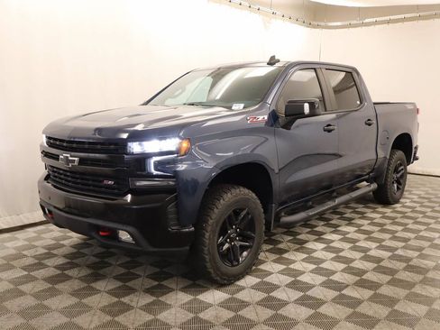 Used 2021 Chevrolet Silverado 1500 LT Trail Boss w/ Convenience Package II AWD/4WD image 1