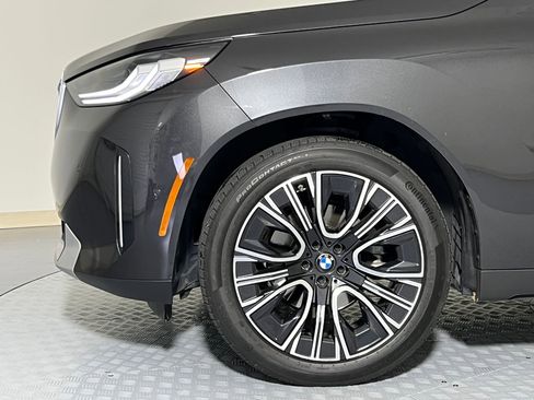 Certified 2025 BMW X3 xDrive30i w/ M Sport Package image 11