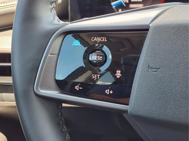 Certified 2025 Nissan Murano SV FWD image 19