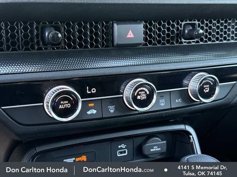 Used 2025 Honda CR-V LX image 10
