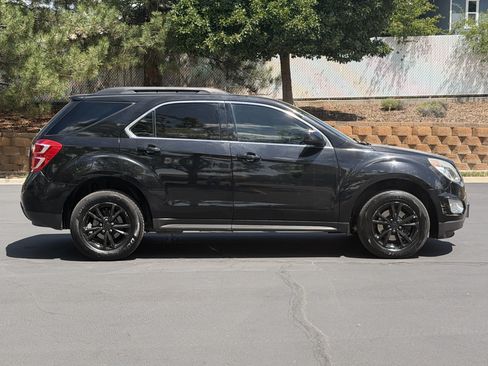 Used 2017 Chevrolet Equinox LT w/ Convenience Package AWD/4WD image 9