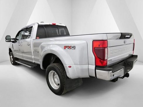 Used 2021 Ford F350 Lariat w/ Lariat Value Package image 6