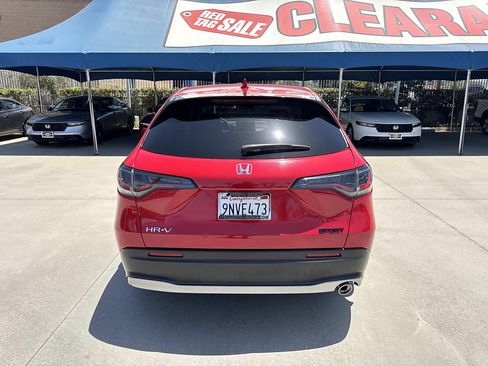 Certified 2025 Honda HR-V Sport image 26