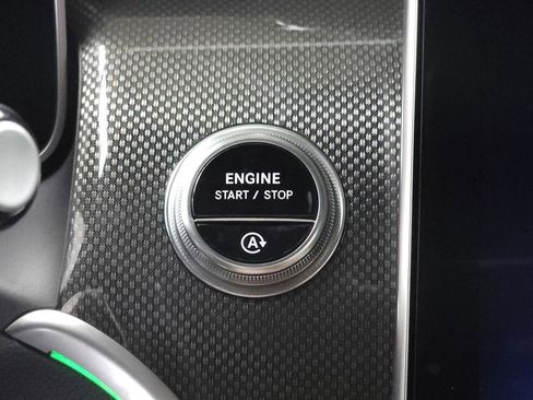 Used 2024 Mercedes-Benz GLC 43 AMG 4MATIC image 16